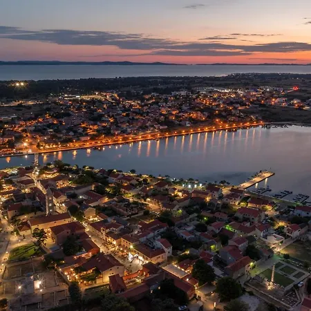 Вилла Arca, Sea View/sauna/open/closed/heated Pool Нин