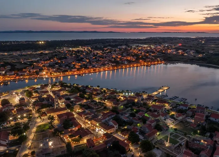 Вилла Arca, Sea View/sauna/open/closed/heated Pool Нин