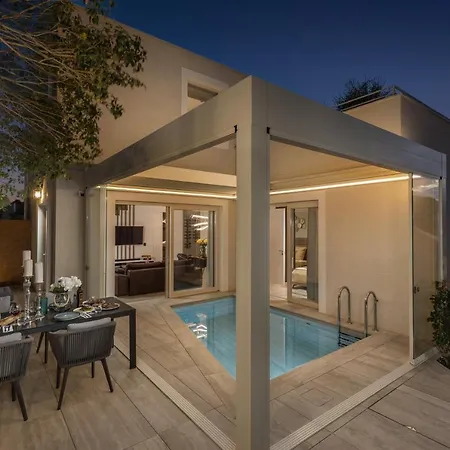 Arca, Sea View/sauna/open/closed/heated Pool فيلة