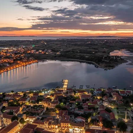 Villa Arca, Sea View/sauna/open/closed/heated Pool Nin