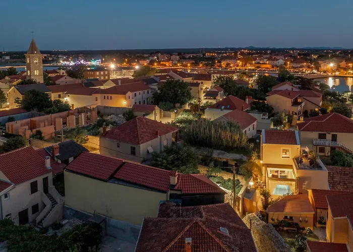 Arca, Sea View/sauna/open/closed/heated Pool فيلة *