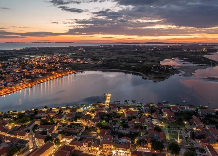 Βίλα Arca, Sea View/sauna/open/closed/heated Pool Nin