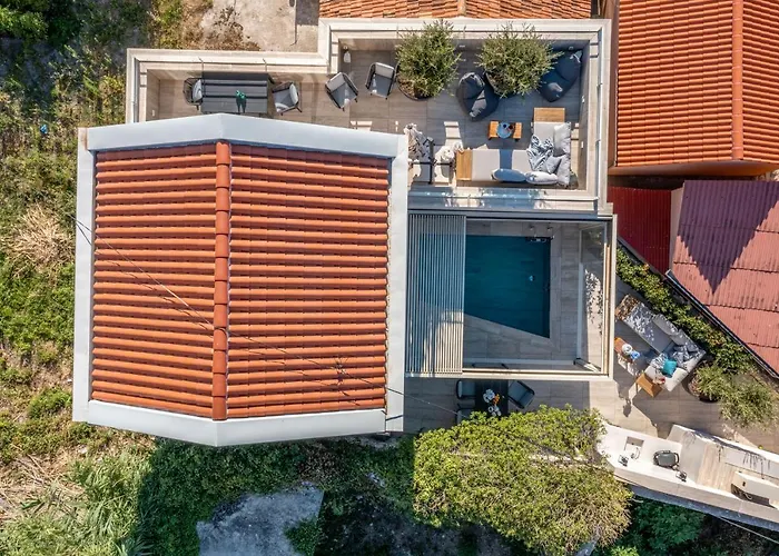 Arca, Sea View/sauna/open/closed/heated Pool فيلة